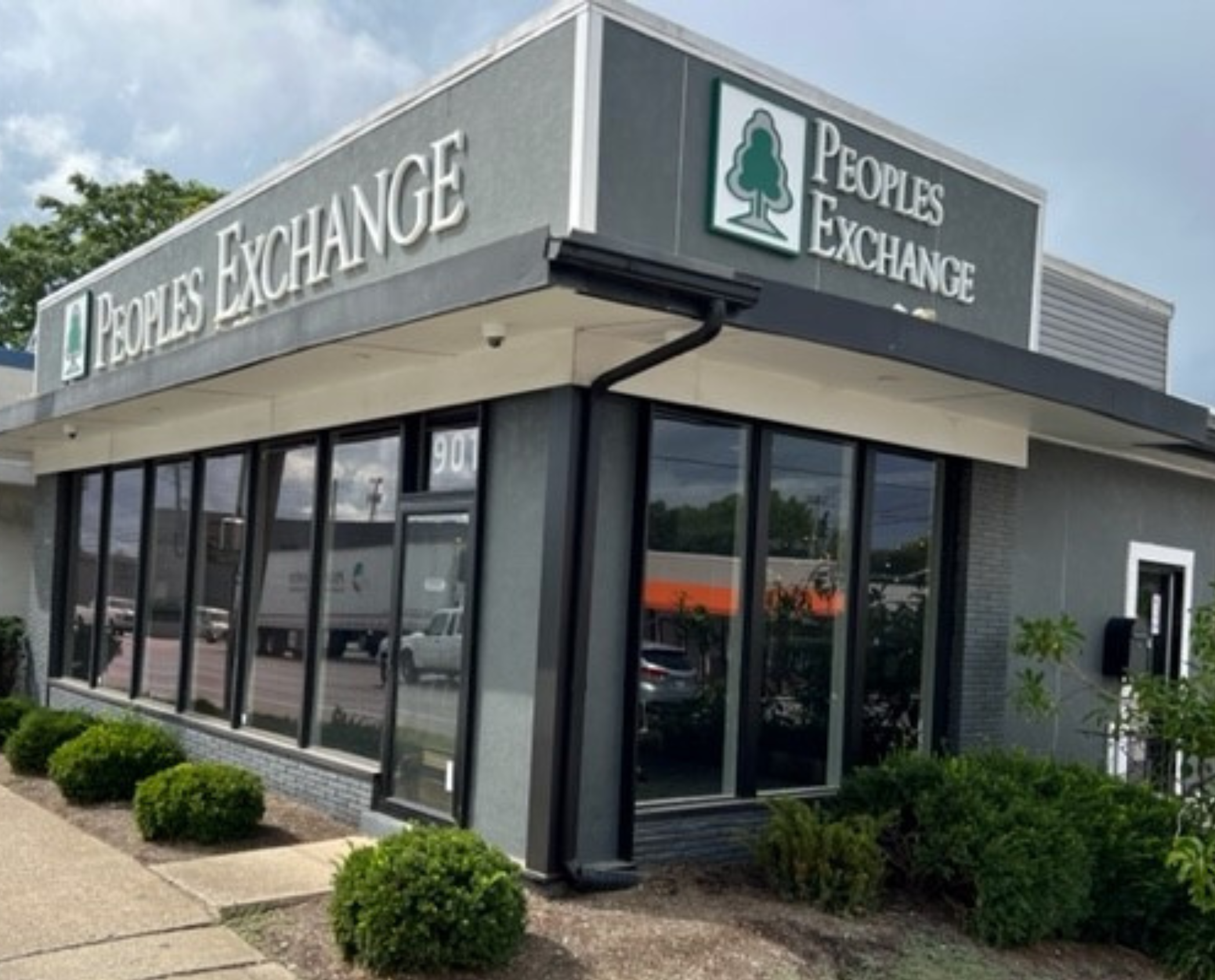Lexington, KY Peoples Exchange Bank Loan Production Office exterior